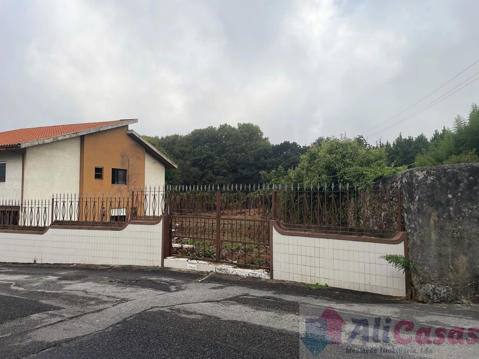 Moradia T3 para Venda em Santa Maria de Lamas Foto 6