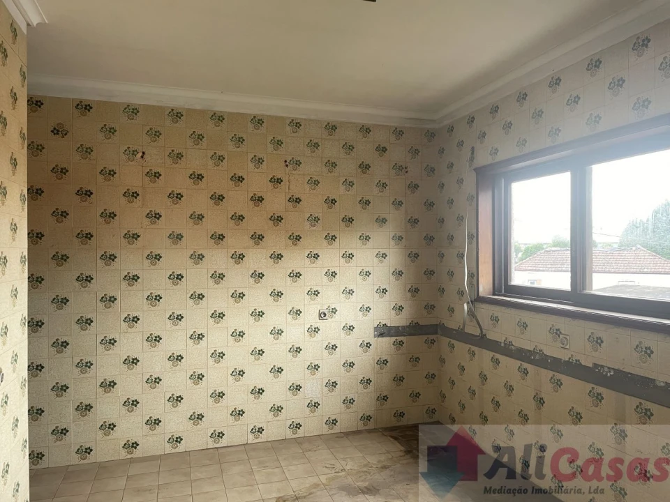 Moradia T3 para Venda em Santa Maria de Lamas Foto 24