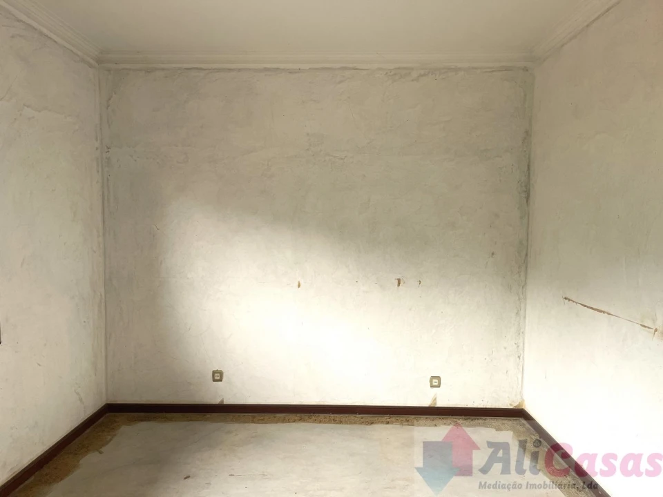 Moradia T3 para Venda em Santa Maria de Lamas Foto 27