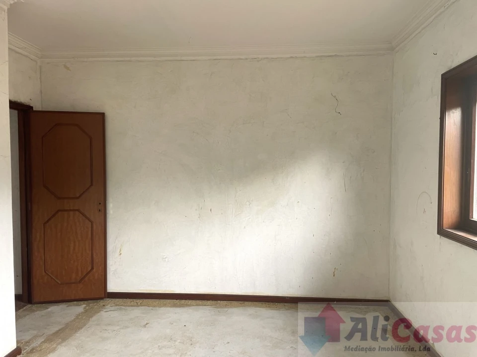 Moradia T3 para Venda em Santa Maria de Lamas Foto 28