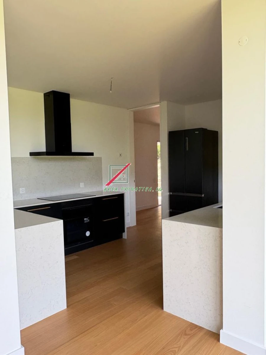 Moradia T3 para Venda em Vau Foto 6