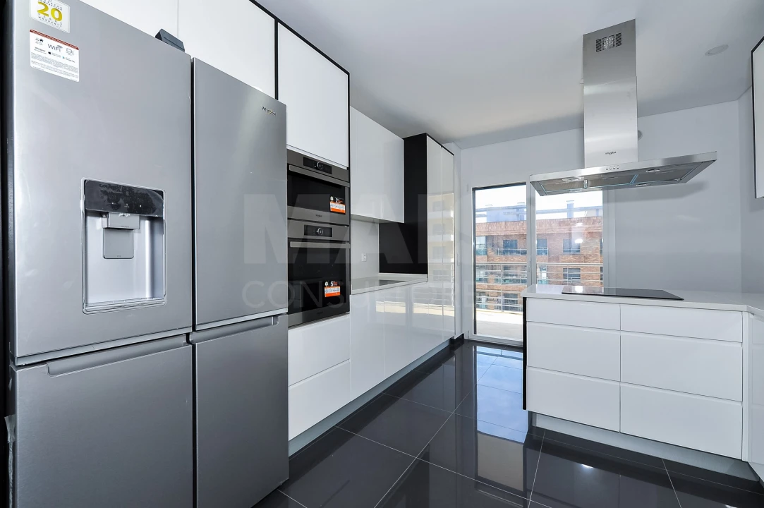 Apartamento T3 para Venda em Odivelas Foto 2