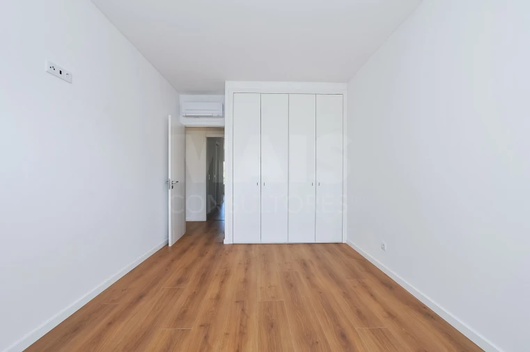 Apartamento T3 para Venda em Odivelas Foto 11