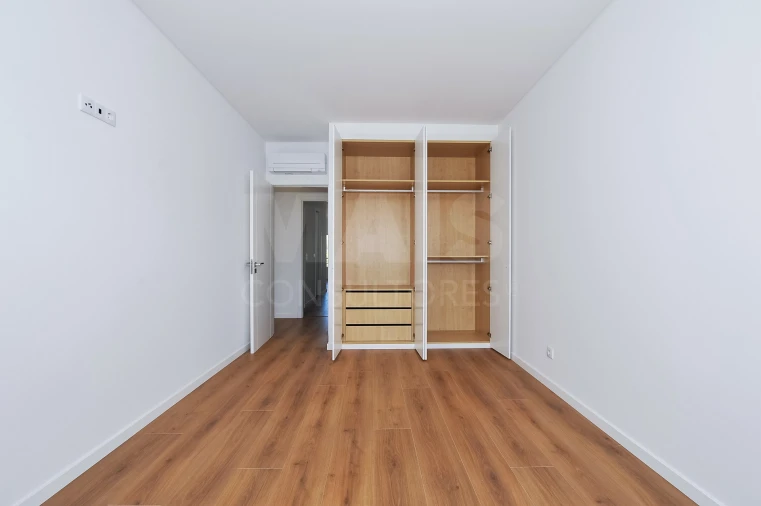 Apartamento T3 para Venda em Odivelas Foto 12