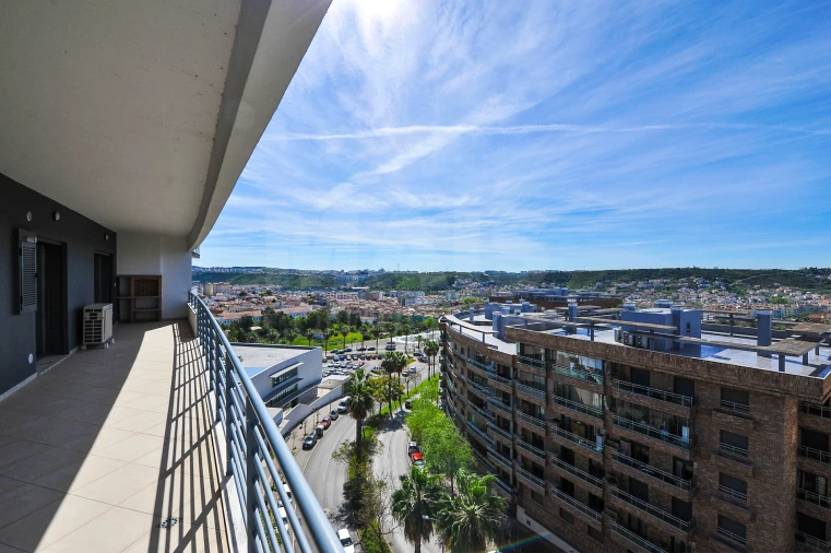 Apartamento T3 para Venda em Odivelas Foto 9