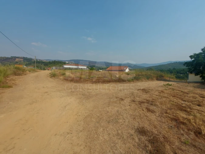 Terreno para Venda em Vila Cova de Alva e Anseriz