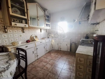 Moradia T2 para Venda em Marvila, Ribeira Santarém, São Salvador, São Nicolau