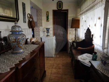 Moradia T2 para Venda em Marvila, Ribeira Santarém, São Salvador, São Nicolau