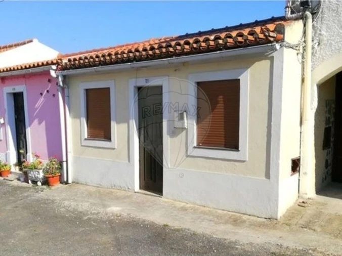 Moradia T2 para Venda em Marvila, Ribeira Santarém, São Salvador, São Nicolau Foto 6
