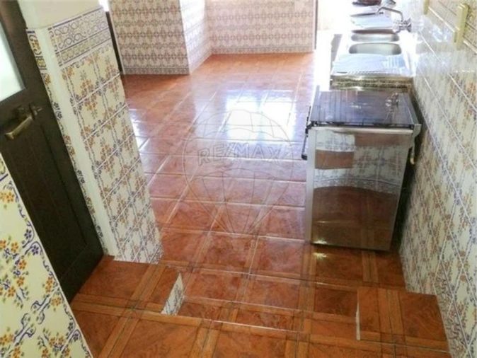 Moradia T2 para Venda em Marvila, Ribeira Santarém, São Salvador, São Nicolau Foto 11