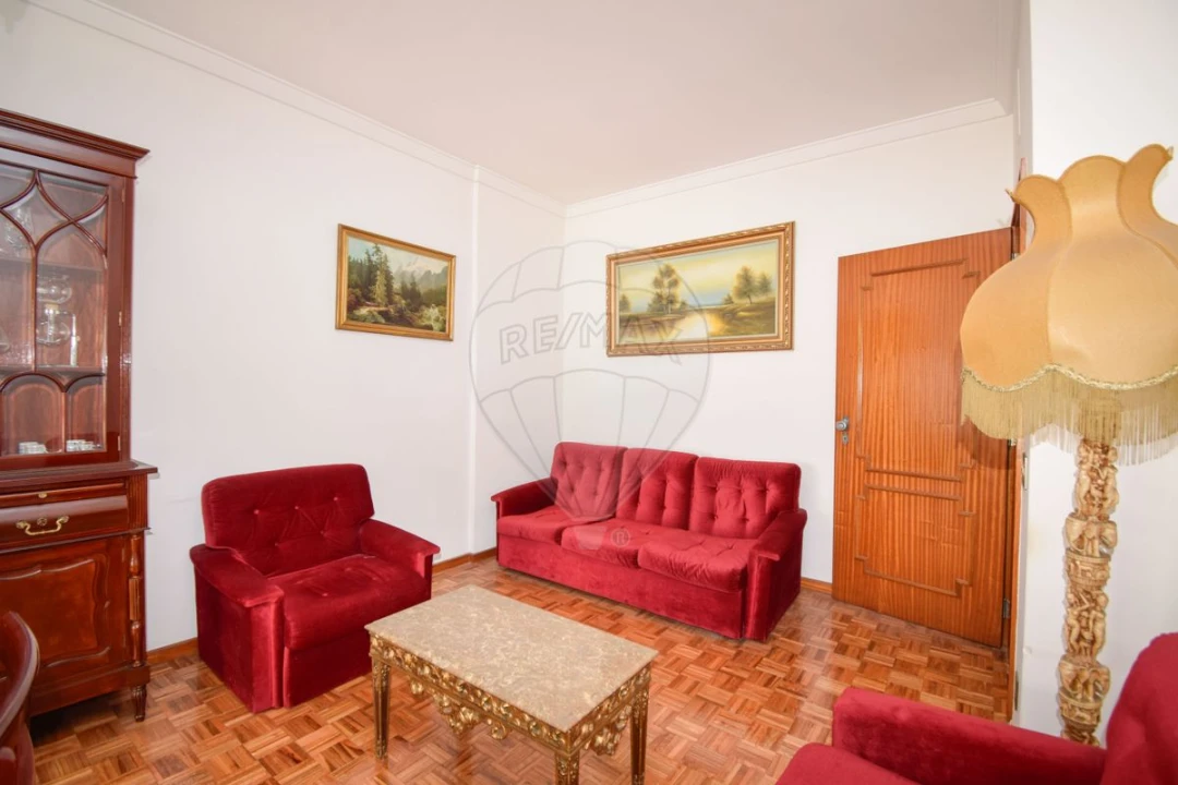 Apartamento T3 para Venda em Moscavide e Portela Foto 14