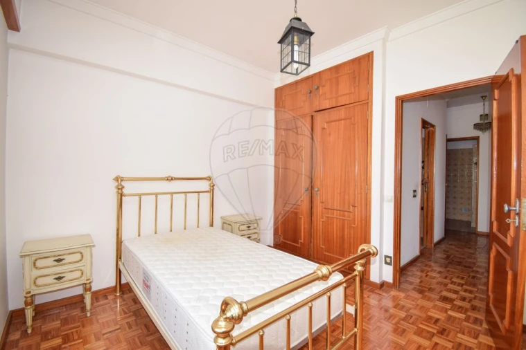 Apartamento T3 para Venda em Moscavide e Portela Foto 21