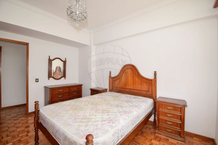 Apartamento T3 para Venda em Moscavide e Portela Foto 28