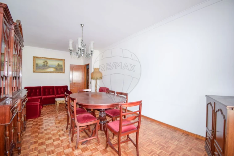 Apartamento T3 para Venda em Moscavide e Portela Foto 16