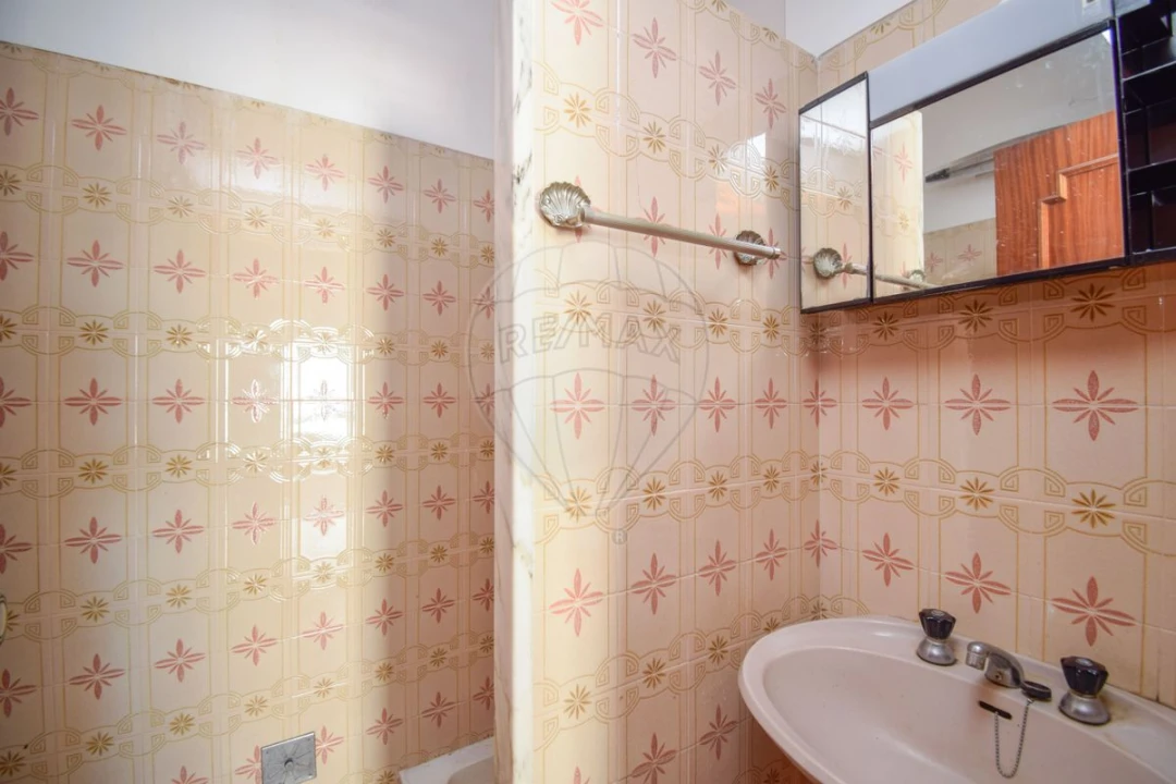 Apartamento T3 para Venda em Moscavide e Portela Foto 24