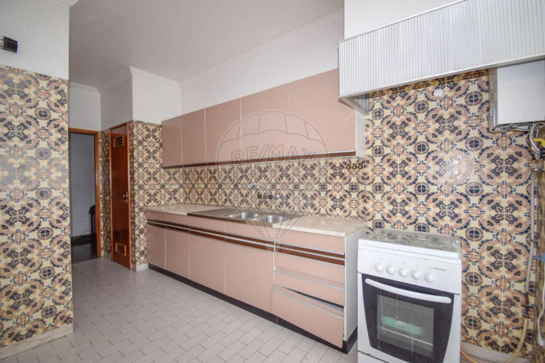 Apartamento T3 para Venda em Moscavide e Portela Foto 9