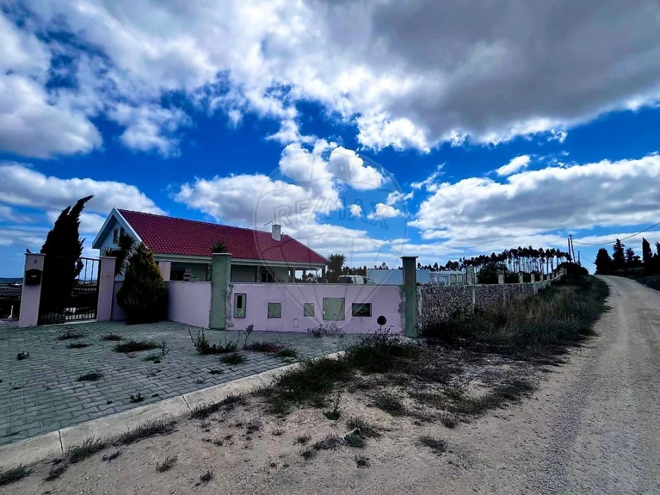 Moradia T4 para Venda em Carnota Foto 35