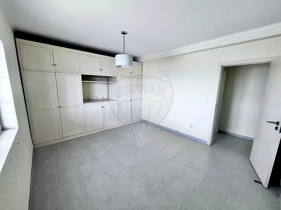 Moradia T4 para Venda em Carnota Foto 5