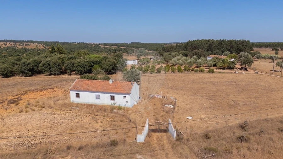 Quinta T2 para Venda em São Domingos e Vale de Água Foto 1
