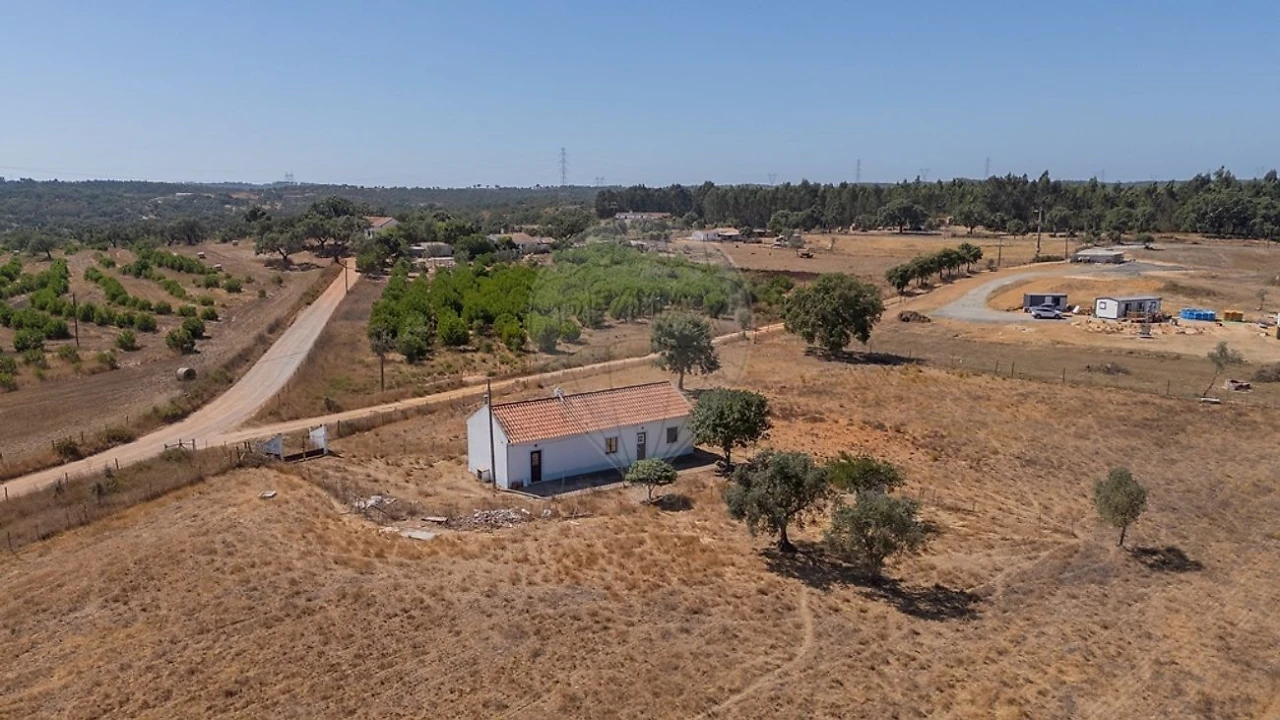 Quinta T2 para Venda em São Domingos e Vale de Água Foto 3