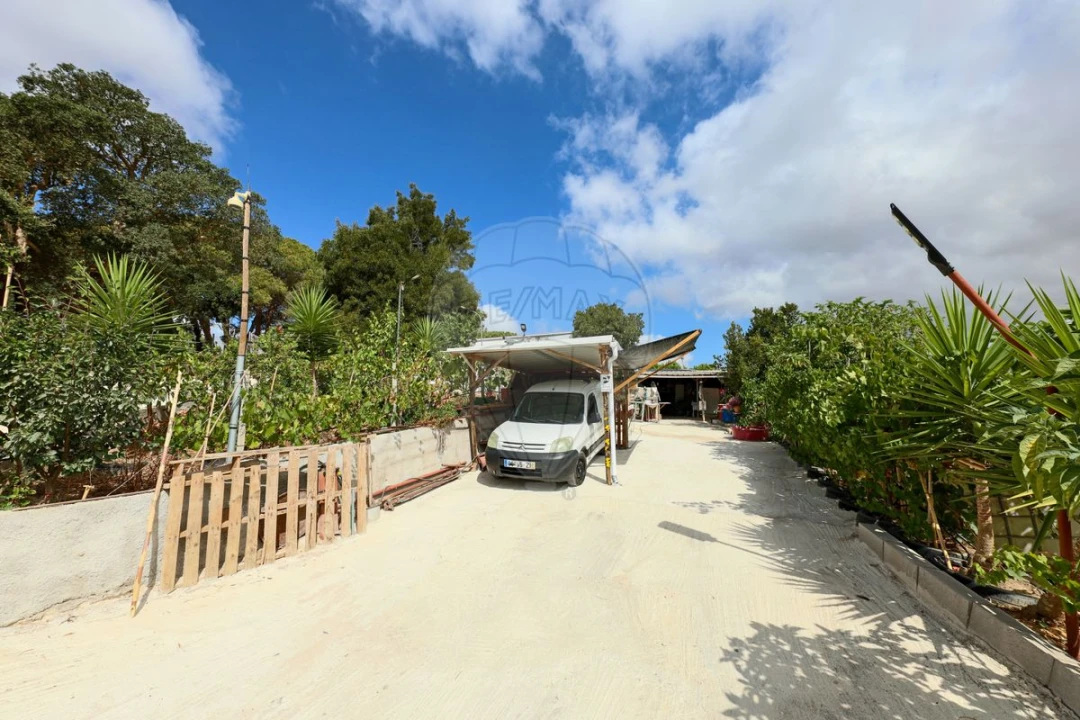 Terreno para Venda em Aveiras de Cima Foto 5