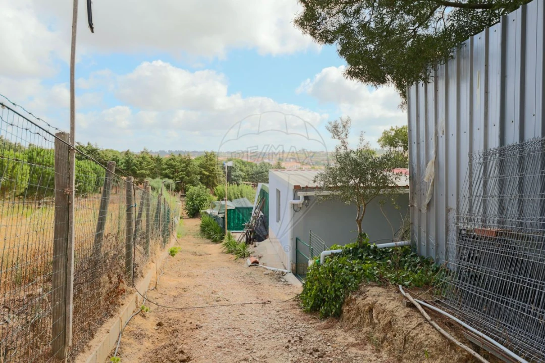 Terreno para Venda em Aveiras de Cima Foto 23