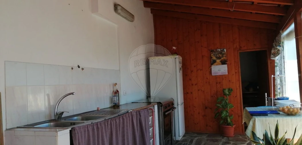 Moradia T1 para Venda em Sobreira Formosa e Alvito da Beira Foto 3