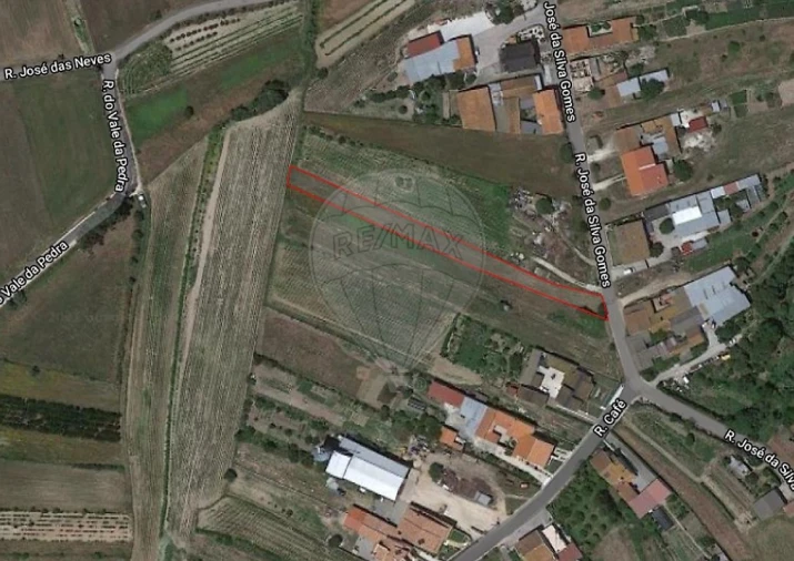 Terreno para Venda em Alqueidão Foto 1