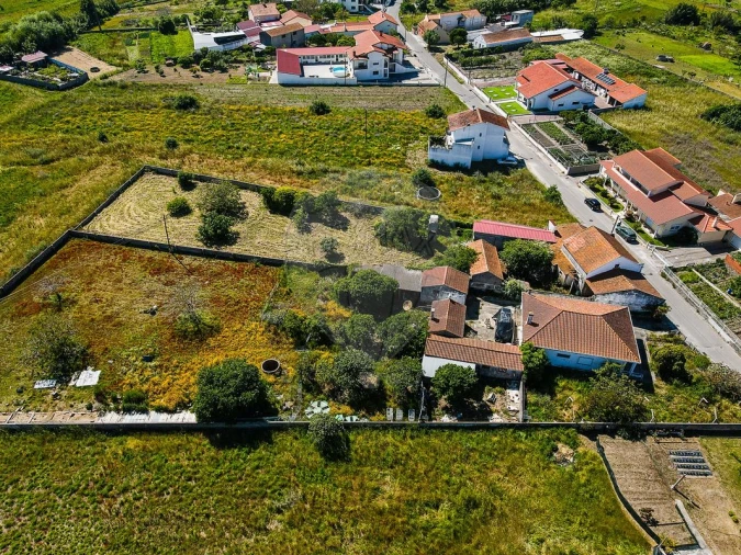 Moradia T2 para Venda em Lavos Foto 4