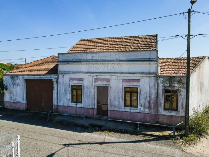 Moradia T2 para Venda em Lavos Foto 12