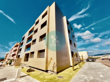 Apartamento T3 para Venda em Ferreiros e Gondizalves