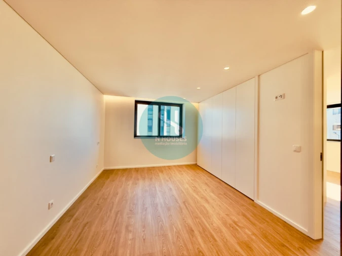 Apartamento T3 para Venda em Ferreiros e Gondizalves Foto 16