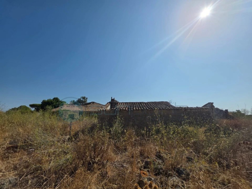 Terreno para Venda em Bensafrim e Barão de São João Foto 4