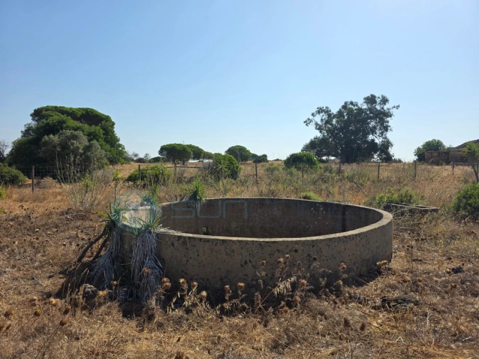 Terreno para Venda em Bensafrim e Barão de São João Foto 2