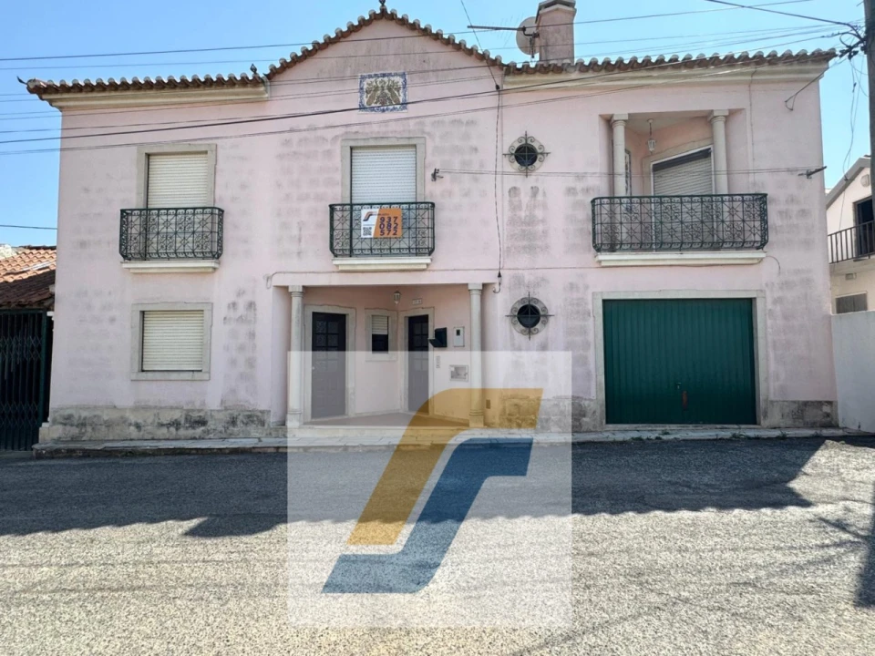 Moradia T3 para Venda em Campelos e Outeiro da Cabeça Foto 6