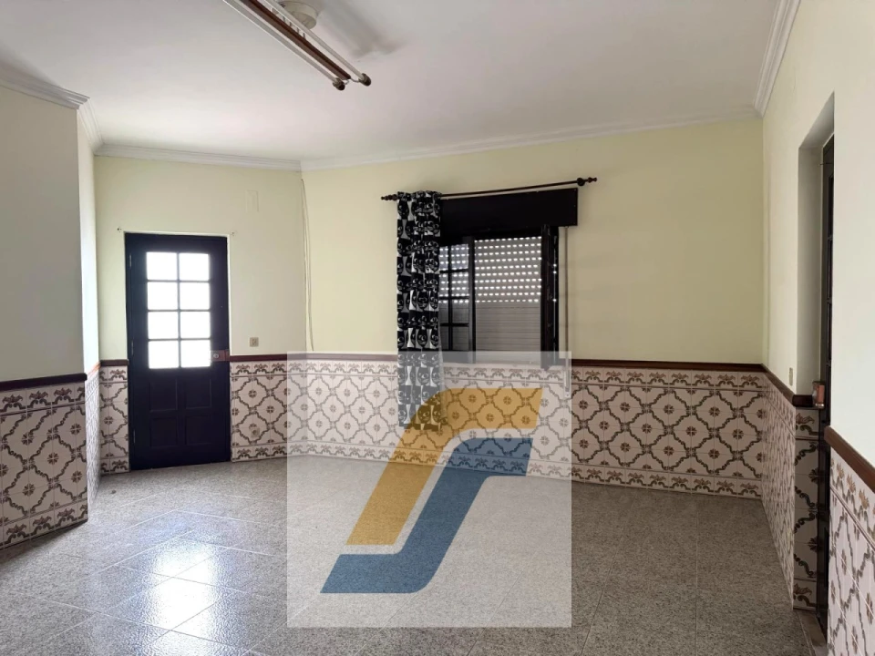 Moradia T3 para Venda em Campelos e Outeiro da Cabeça Foto 8