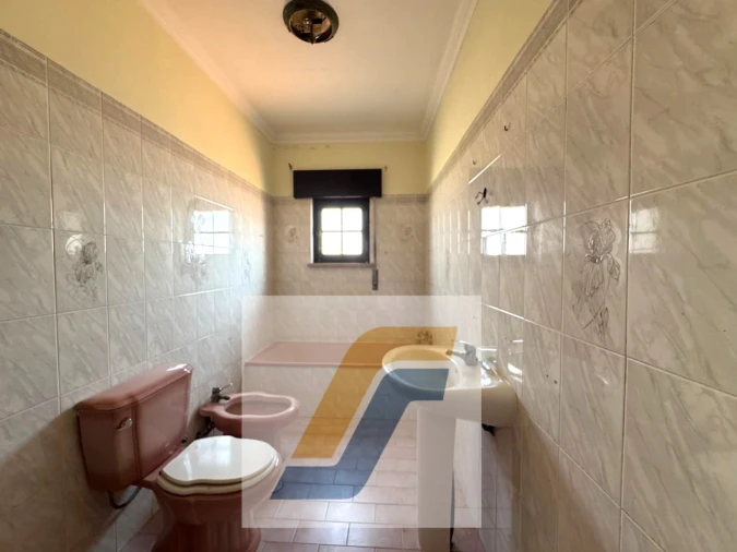 Moradia T3 para Venda em Campelos e Outeiro da Cabeça Foto 5