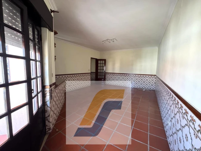 Moradia T3 para Venda em Campelos e Outeiro da Cabeça Foto 16