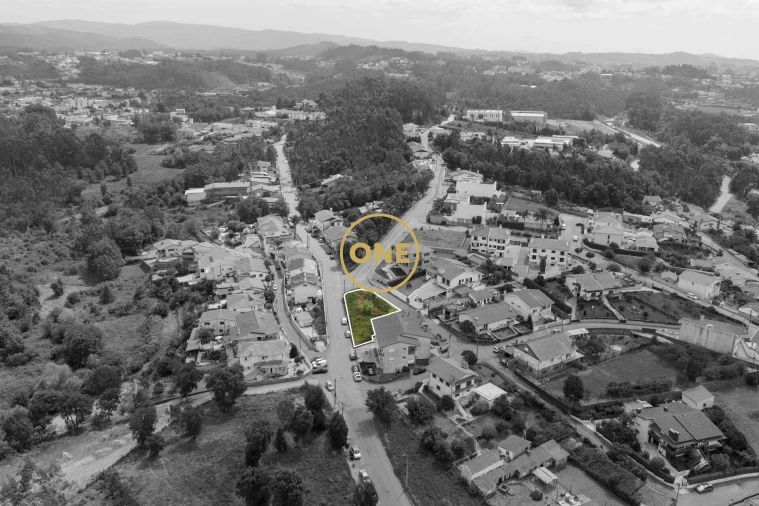 Terreno para Venda em Vila de Cucujães Foto 5