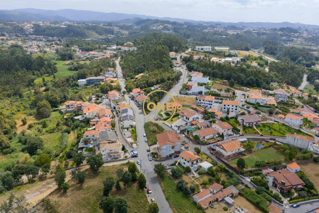 Terreno para Venda em Vila de Cucujães Foto 6