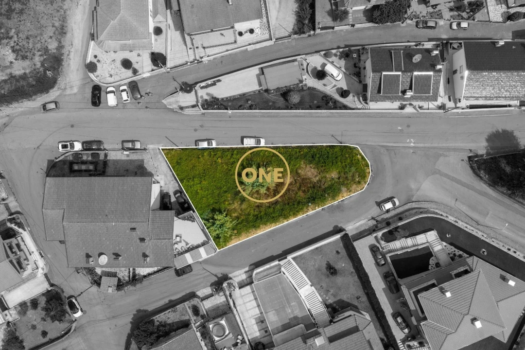 Terreno para Venda em Vila de Cucujães Foto 9