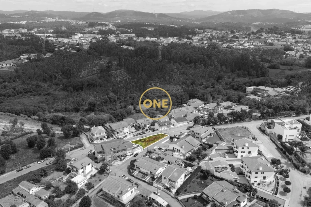 Terreno para Venda em Vila de Cucujães Foto 7