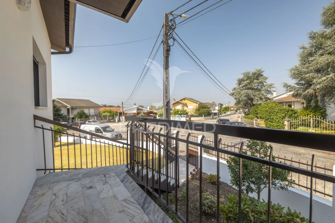 Moradia T3 para Venda em Amares e Figueiredo Foto 11