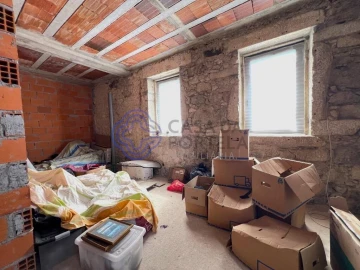 Moradia T10 para Venda em Ferreiros e Gondizalves