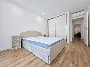Apartamento T1 para Venda em Santo Antonio dos Olivais