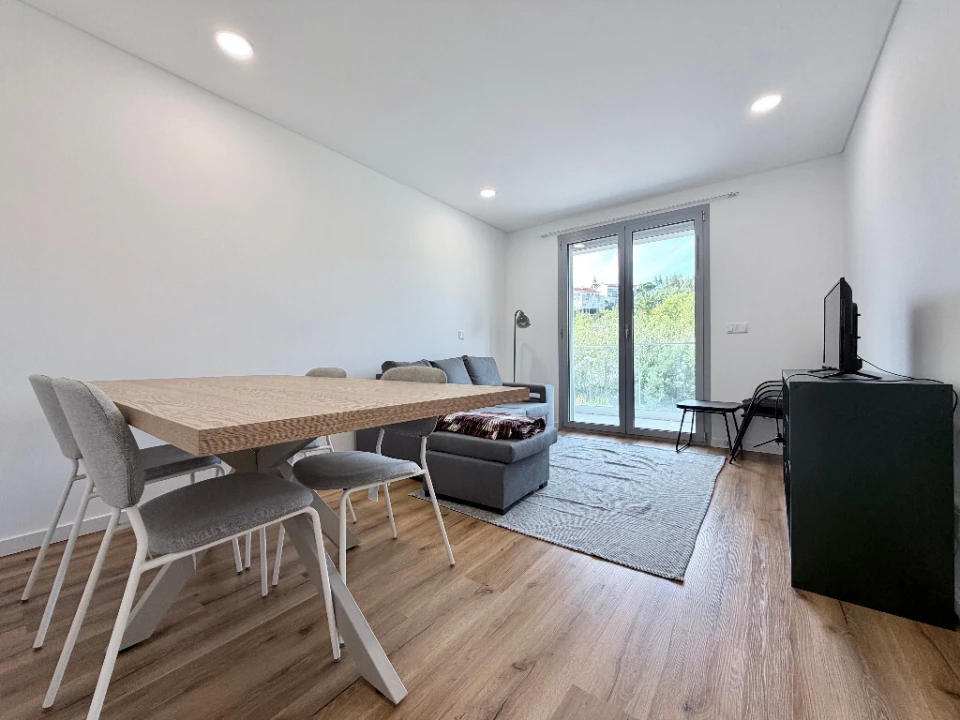 Apartamento T1 para Venda em Santo Antonio dos Olivais Foto 10