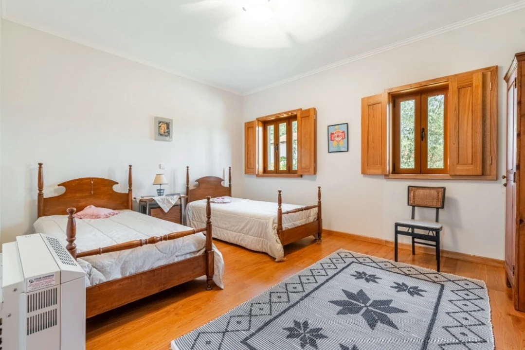 Moradia T4 para Venda em Verim, Friande e Ajude Foto 16