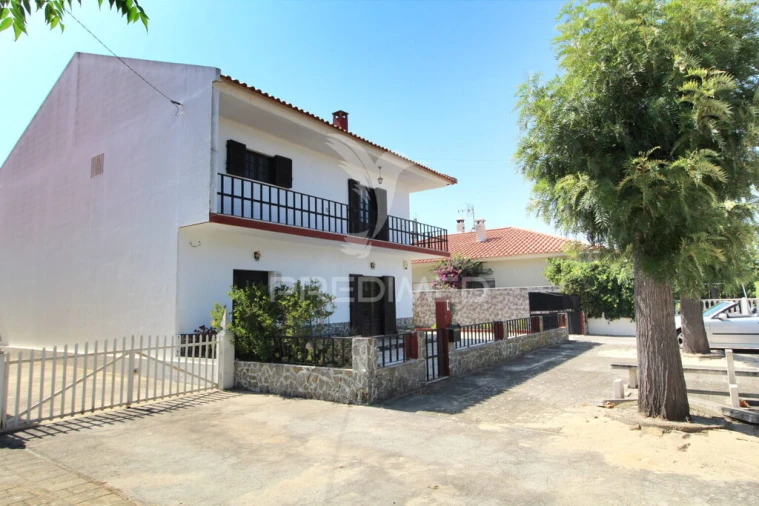 Moradia T4 para Venda em Muge Foto 7