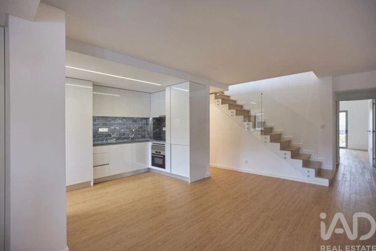 Apartamento T3 para Venda em Alcantara Foto 3