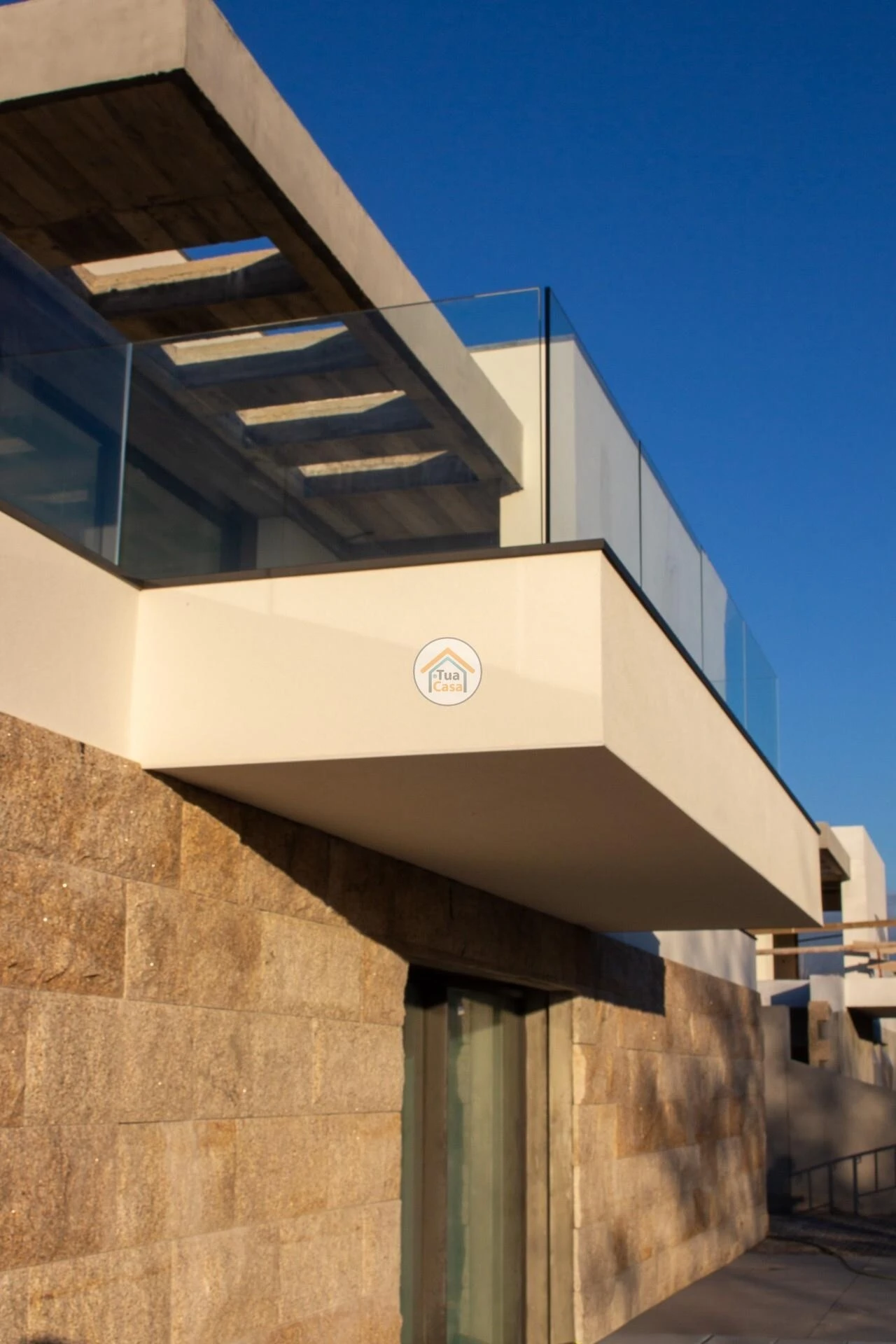 Moradia T3 para Venda em São Felix da Marinha Foto 14